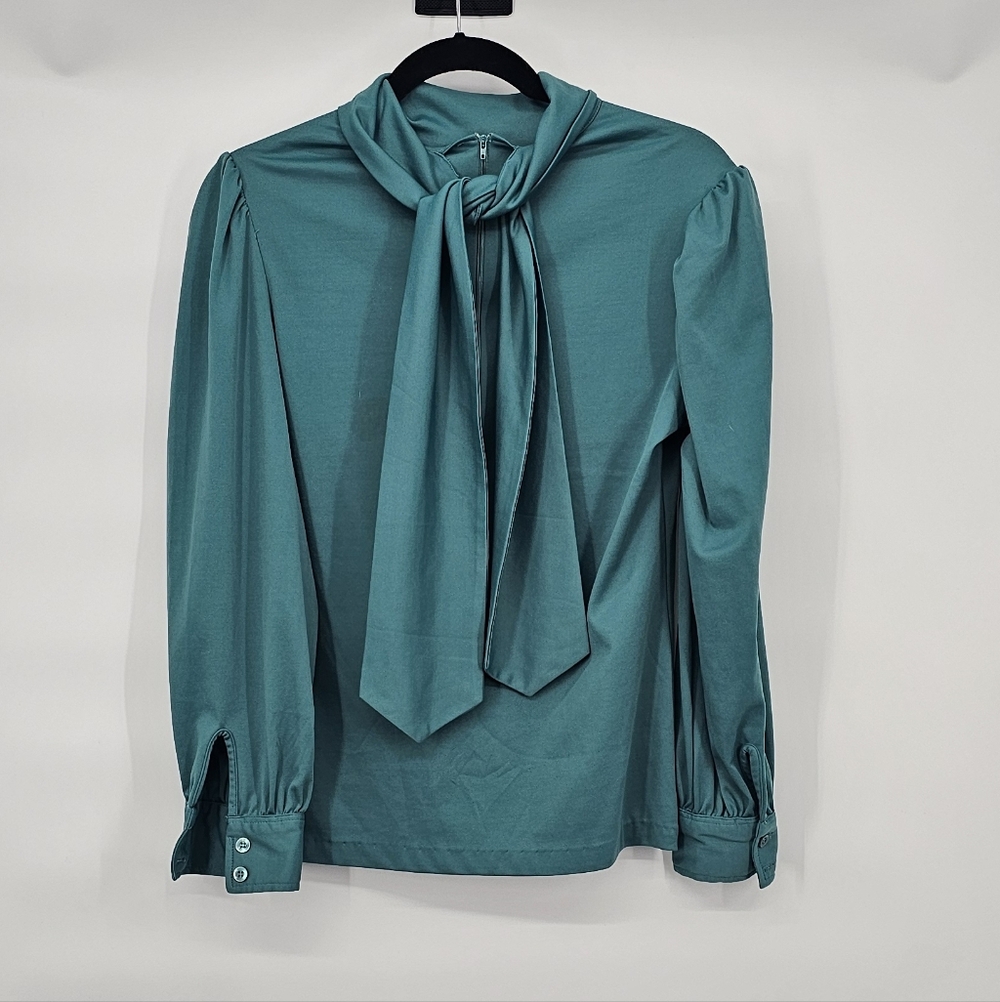 Women's Mr Dino Vtg Blouse (11/12) Medium
